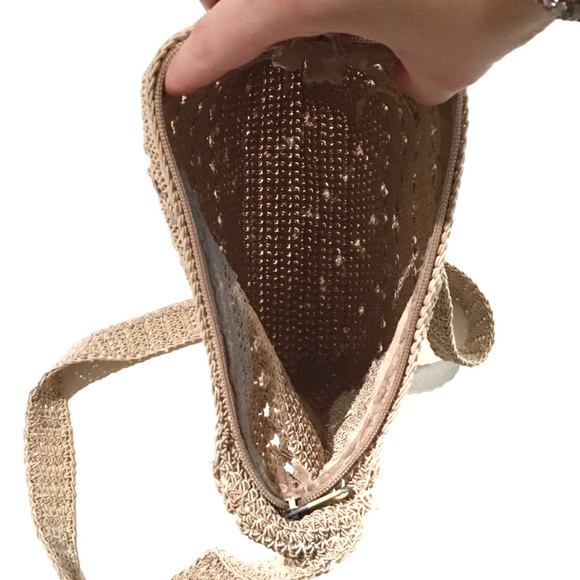 Beige Knit Shoulder Bag Purse Zipper Closure Boho Beach Woven Crochet Zip Cute - Picture 4 of 10